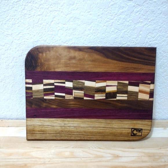 Beautiful Handcrafted Wood Cutting board - Picture 3 of 4